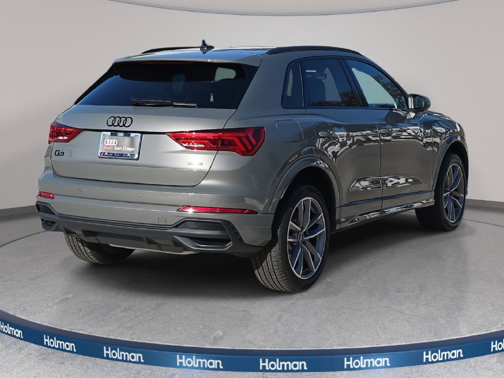 Used 2025 Audi Q3 2.0T Premium w/ Convenience Package AWD/4WD image 3