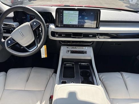 New 2026 Lincoln Aviator Reserve AWD/4WD image 15