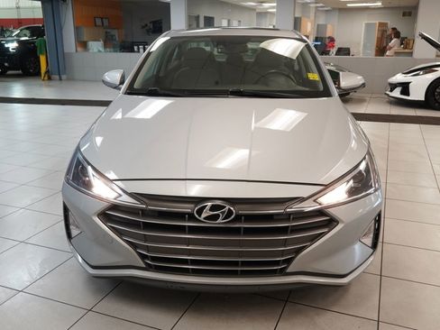 Used 2020 Hyundai Elantra Value Edition w/ Cargo Package (C1) FWD image 15