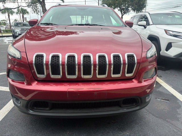Used 2014 Jeep Cherokee Latitude AWD/4WD image 3