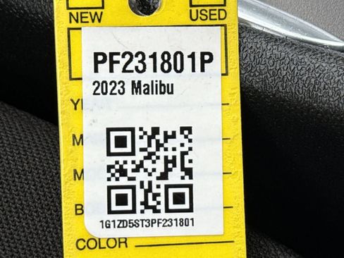 Used 2023 Chevrolet Malibu LT image 36