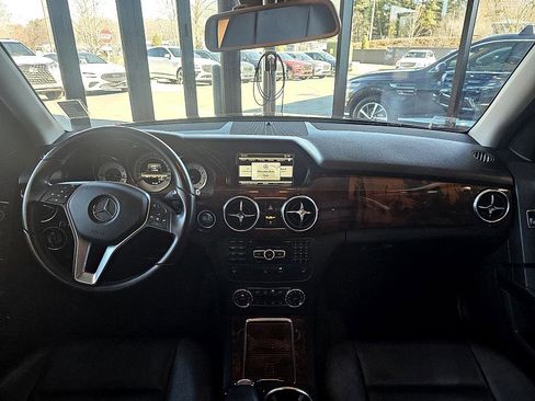 Used 2013 Mercedes-Benz GLK 350 4MATIC image 31