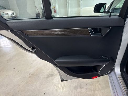 Used 2008 Mercedes-Benz C 350 Sport image 38