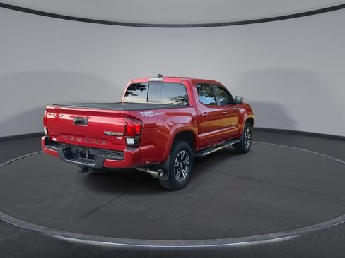 Used 2019 Toyota Tacoma TRD Sport RWD image 8