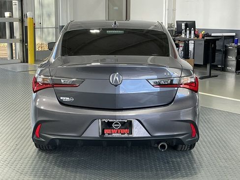 Used 2022 Acura ILX Premium Package image 34