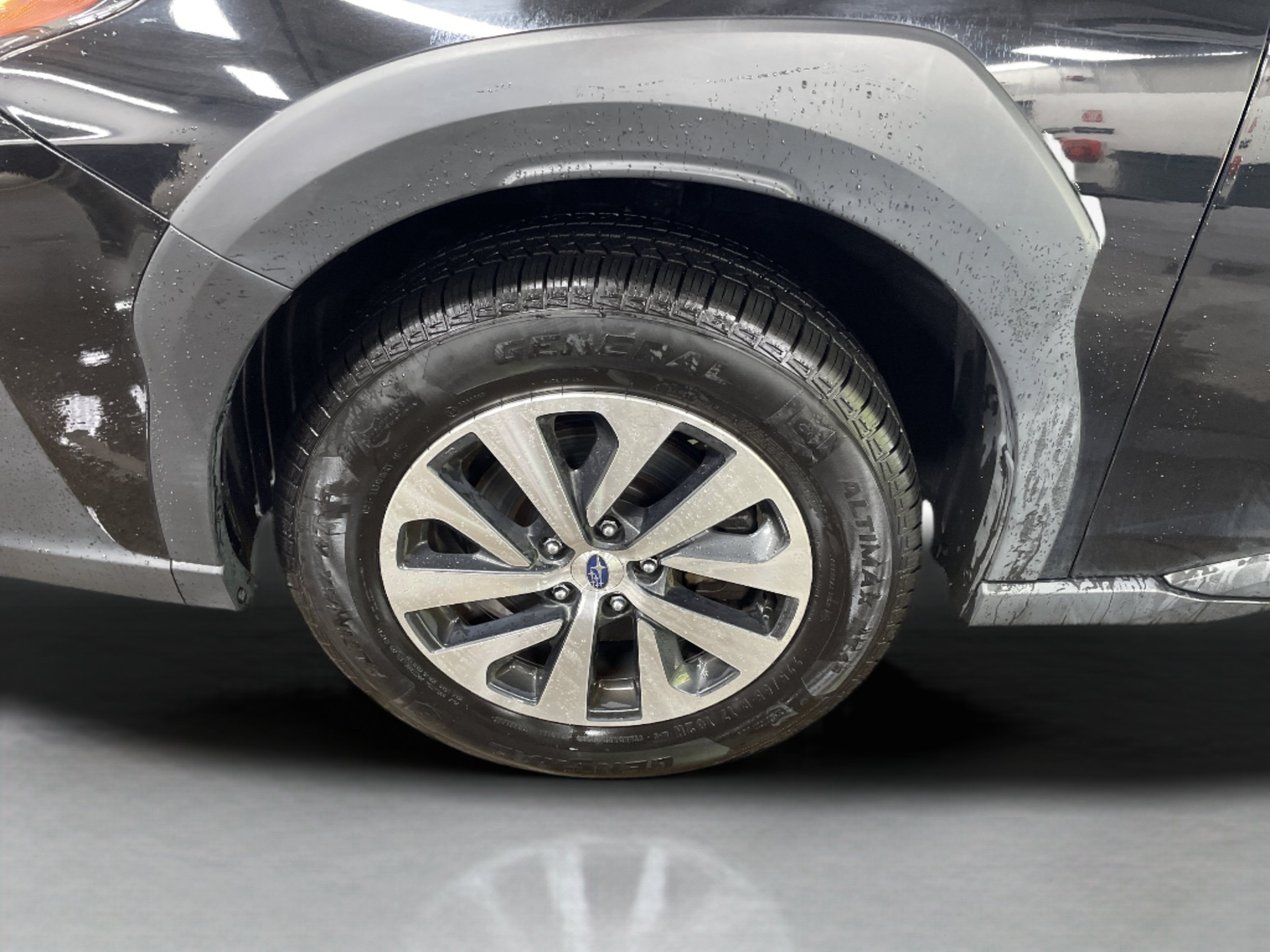 Used 2023 Subaru Outback Premium AWD/4WD image 9
