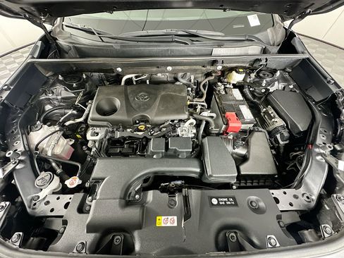 Used 2023 Toyota RAV4 XLE Premium image 33