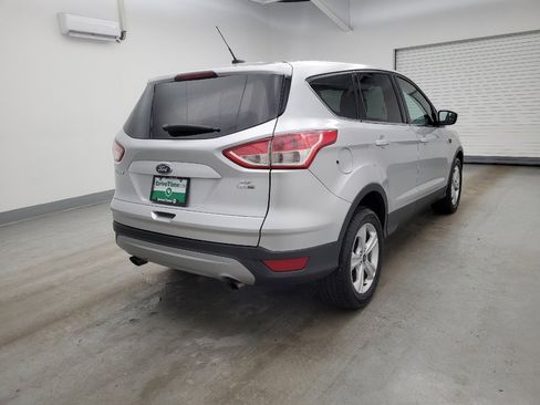 Used 2015 Ford Escape SE image 9