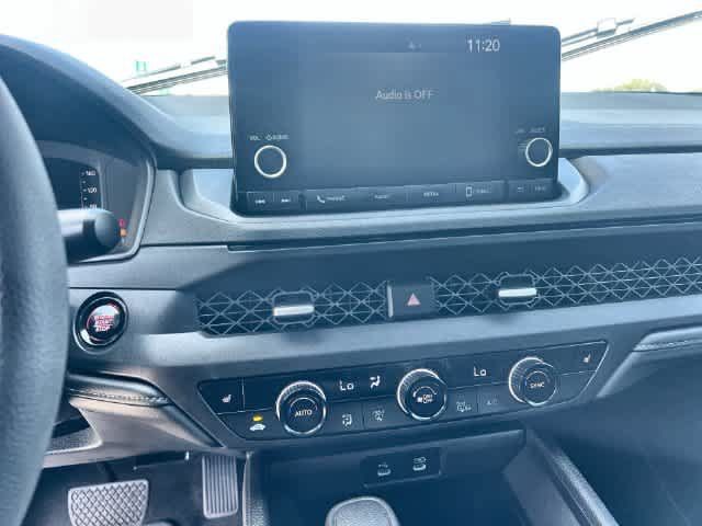 Used 2025 Honda Accord SE image 18