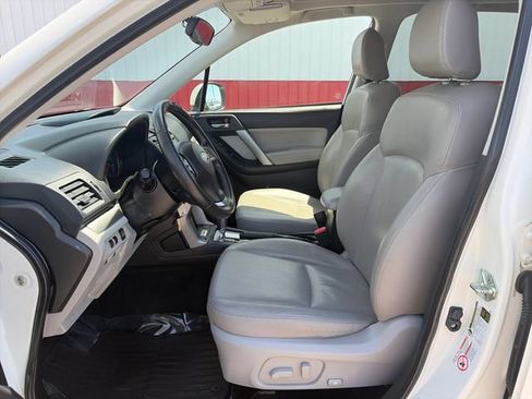 Used 2014 Subaru Forester 2.5i Limited AWD/4WD image 22