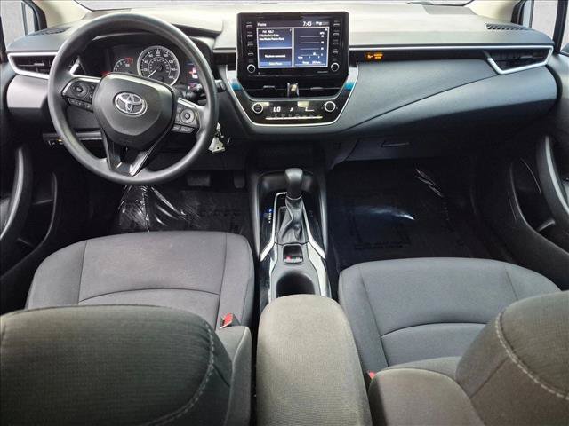 Used 2021 Toyota Corolla LE FWD image 16