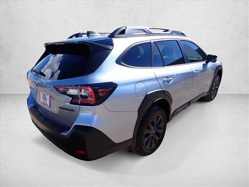 Used 2024 Subaru Outback Onyx Edition AWD/4WD image 4