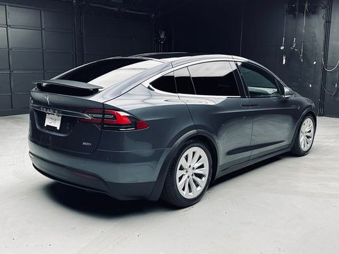 Used 2016 Tesla Model X 90D AWD/4WD image 6
