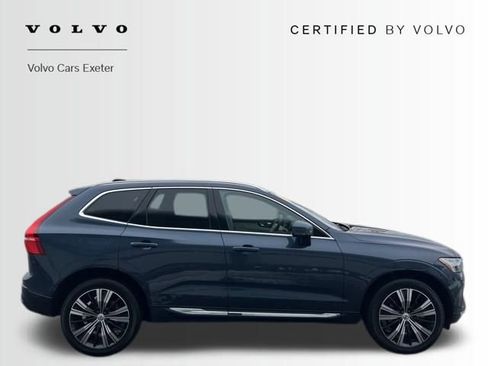 Certified 2023 Volvo XC60 B5 Plus w/ Climate Package image 11