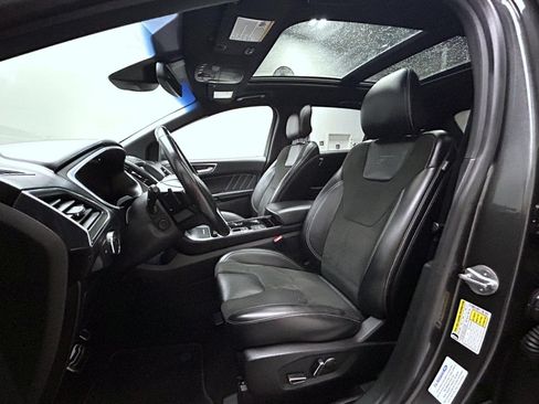 Used 2019 Ford Edge ST w/ Equipment Group 401A AWD/4WD image 10
