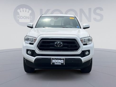 Used 2021 Toyota Tacoma SR5 RWD image 4