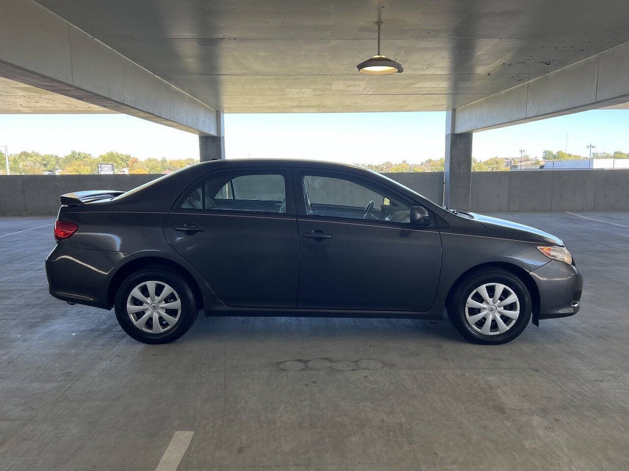 Used 2010 Toyota Corolla LE w/ All Weather Guard Pkg FWD image 11