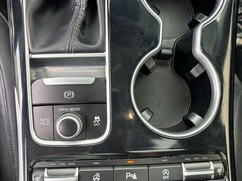 Used 2018 Kia Stinger Premium image 12