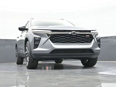 New 2026 Chevrolet Trax RS w/ Driver Confidence Package FWD image 46