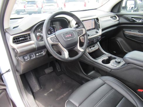 Used 2023 GMC Acadia Denali AWD/4WD image 15