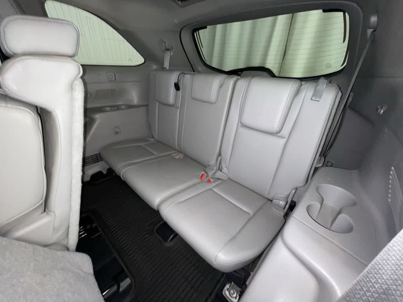Used 2018 Toyota Highlander XLE AWD/4WD image 24