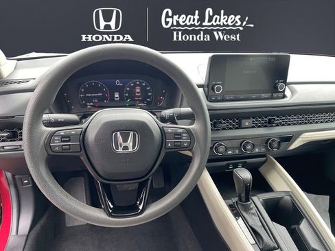 Used 2025 Honda Accord LX image 10