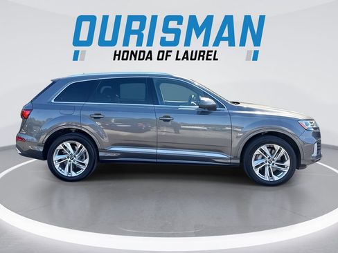 Used 2021 Audi Q7 2.0T Premium Plus w/ Premium Plus Package AWD/4WD image 9