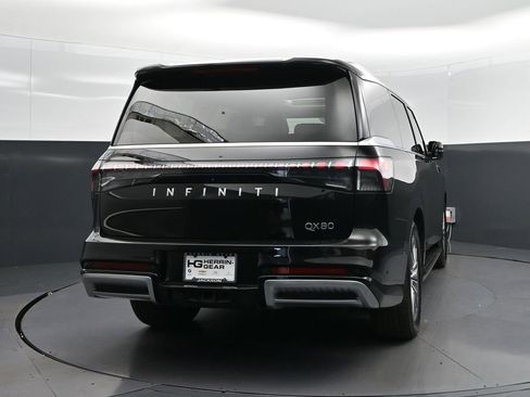 Used 2025 INFINITI QX80 Luxe RWD image 7