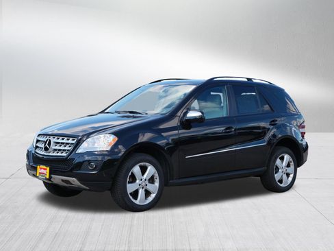 Used 2009 Mercedes-Benz ML 350 4MATIC image 3