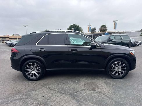 Used 2025 Mercedes-Benz GLE 350 4MATIC image 2