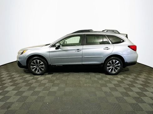 Used 2017 Subaru Outback 2.5i Limited image 5