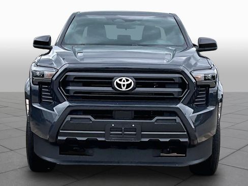 Used 2024 Toyota Tacoma SR RWD image 4