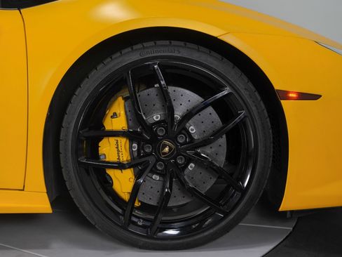 Used 2015 Lamborghini Huracan LP 610-4 AWD/4WD image 25