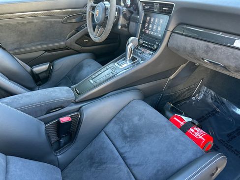 Certified 2018 Porsche 911 GT2 RS w/ Weissach Package RWD image 12