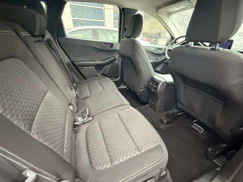 Used 2023 Ford Escape ST-Line Select w/ Tech Pack #1 AWD/4WD image 18