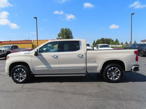 Certified 2026 Chevrolet Silverado 1500 High Country w/ Technology Package AWD/4WD image 4