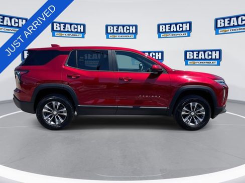 New 2026 Chevrolet Equinox LT w/ Convenience Package II FWD image 9