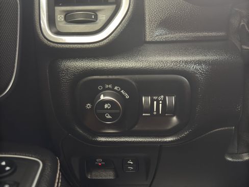 Used 2022 RAM 1500 Laramie image 20