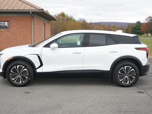 New 2026 Chevrolet Blazer EV LT image 7