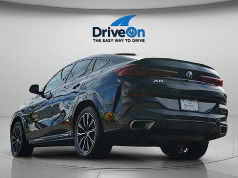 Used 2024 BMW X6 xDrive40i w/ Premium Package AWD/4WD image 5