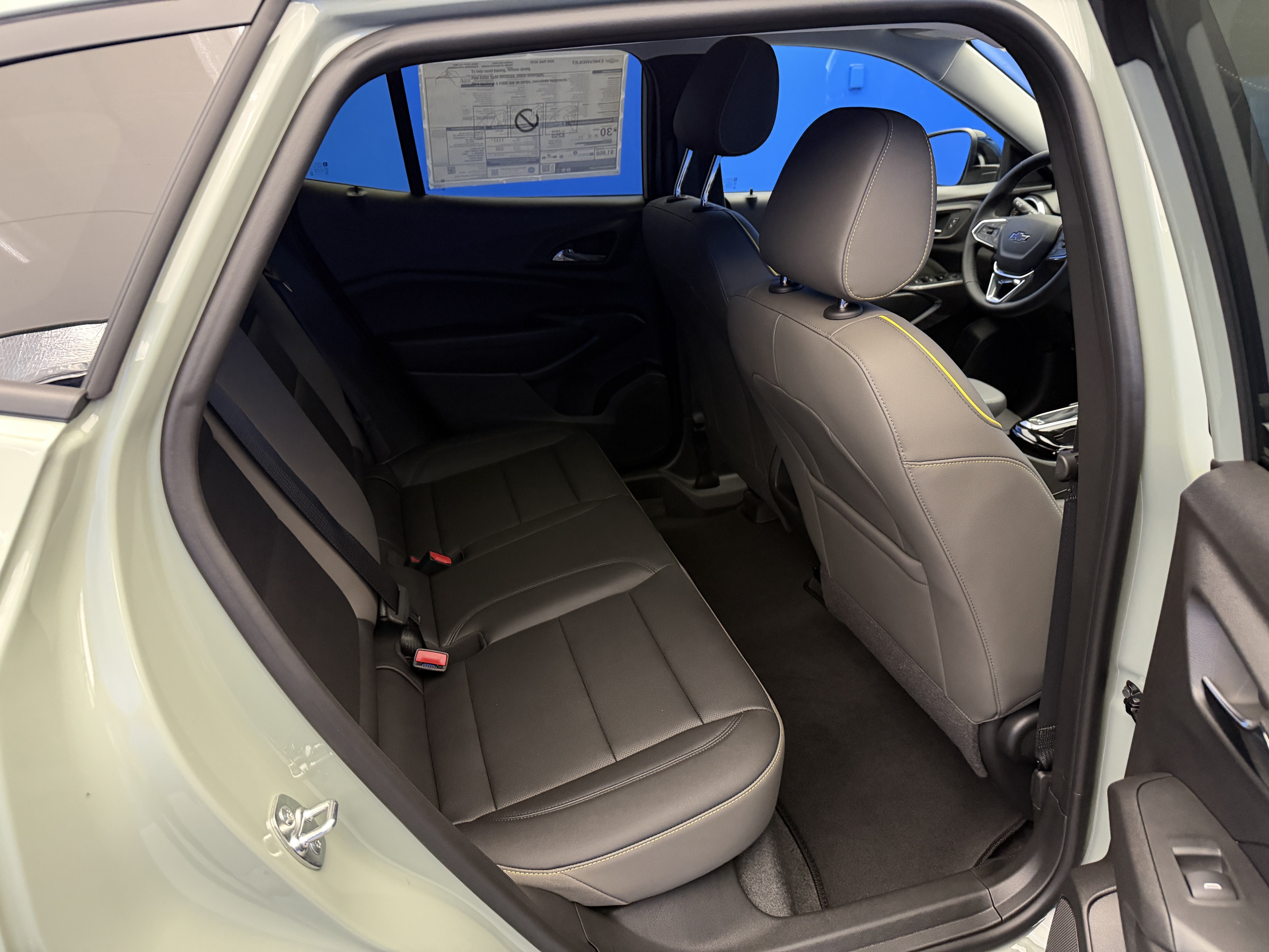 New 2026 Chevrolet Trax ACTIV w/ Driver Confidence Package FWD image 24