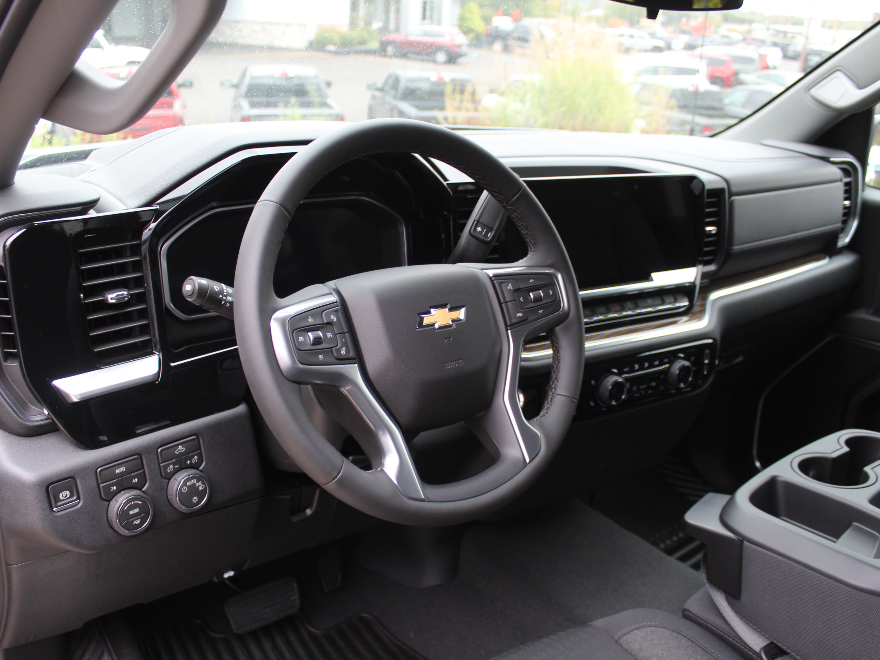 New 2026 Chevrolet Silverado 1500 LT AWD/4WD image 12