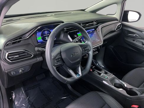 Used 2022 Chevrolet Bolt LT FWD image 16