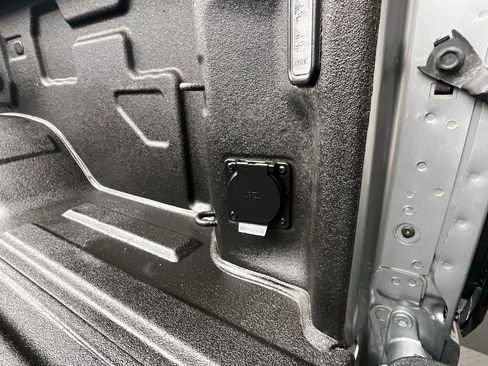 Certified 2024 GMC Sierra 2500 AT4 w/ Technology Package image 35