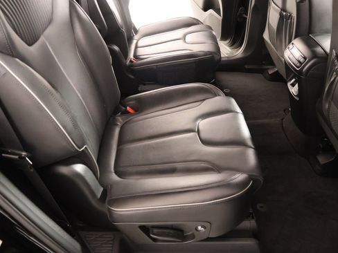 Used 2023 Hyundai Palisade Calligraphy image 16