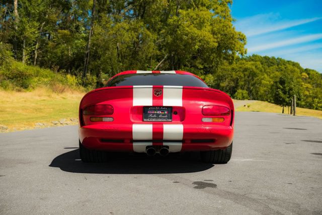 Used 2002 Dodge Viper GTS RWD image 10