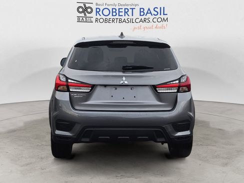 Used 2025 Mitsubishi Outlander Sport image 4