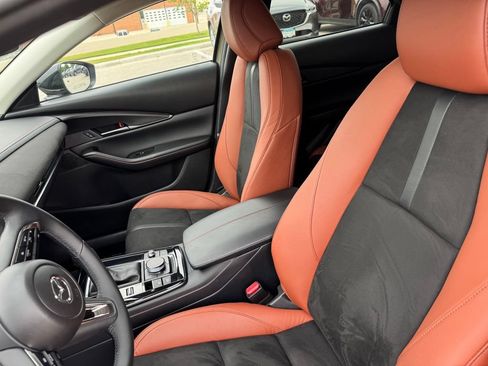 Certified 2025 MAZDA CX-30 Carbon AWD/4WD image 7