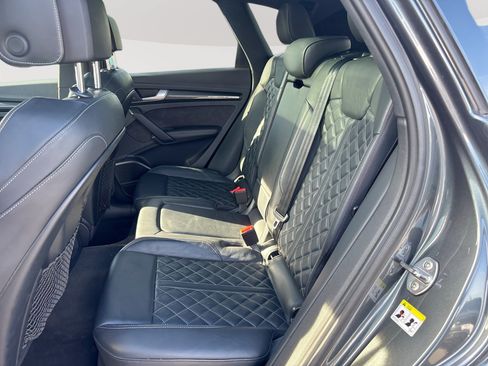 Used 2018 Audi SQ5 Premium Plus AWD/4WD image 26
