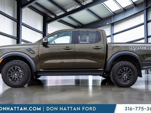 Used 2025 Ford Ranger Raptor AWD/4WD image 3
